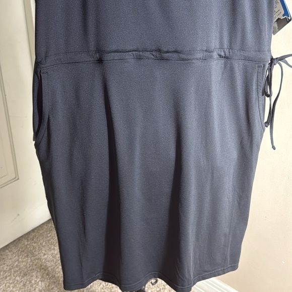 NWT Columbia Black Omni-Wick Dress - Picture 3 of 5